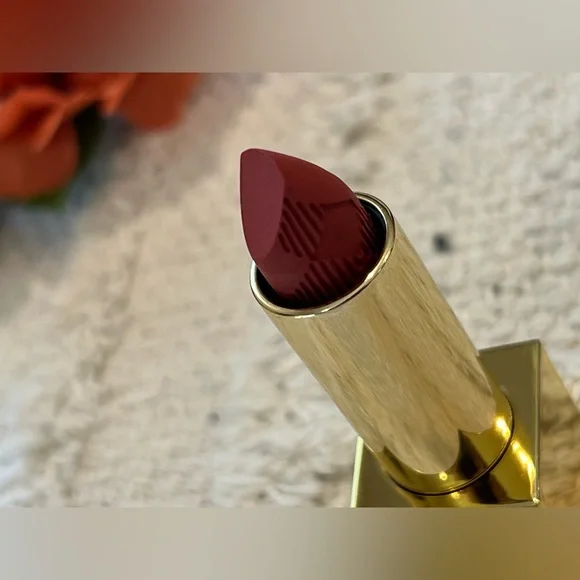 BURBERRY Burberry Kisses Matte Dusty Pink Lipstick Lip Color Make Up - Picture 9 of 11